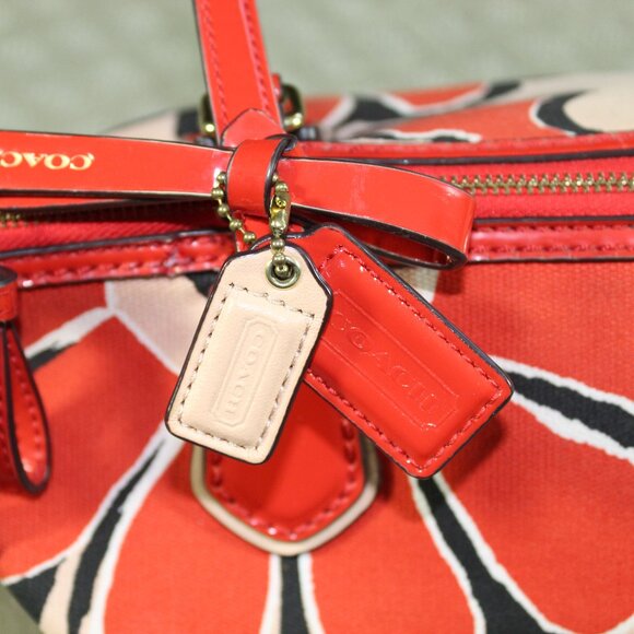 Coach Red Poppies Floral Shoulder Bag - Picture 4 of 8